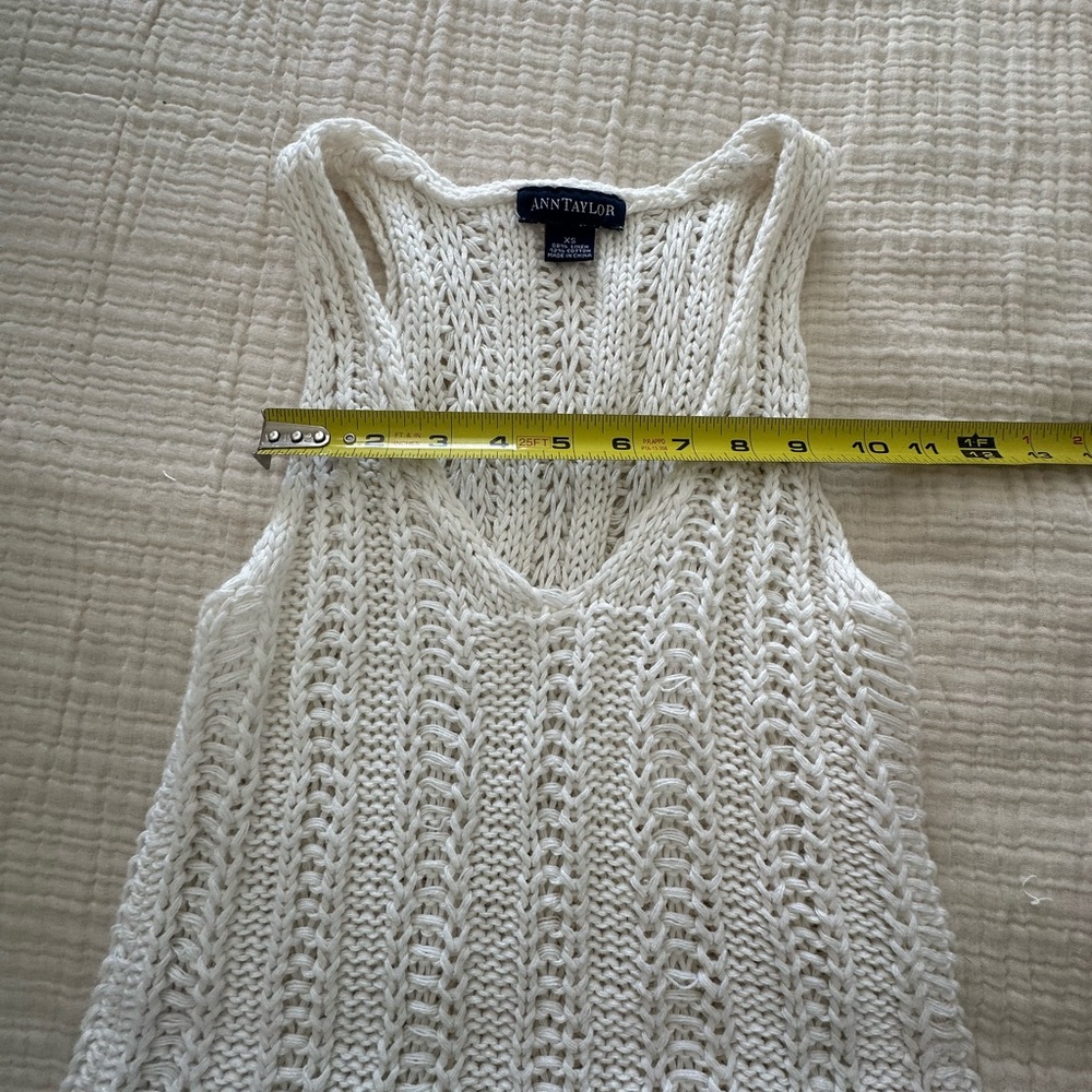 Ann Taylor knitted/crocheted tank top. White. Size XS. - Picture 4 of 6